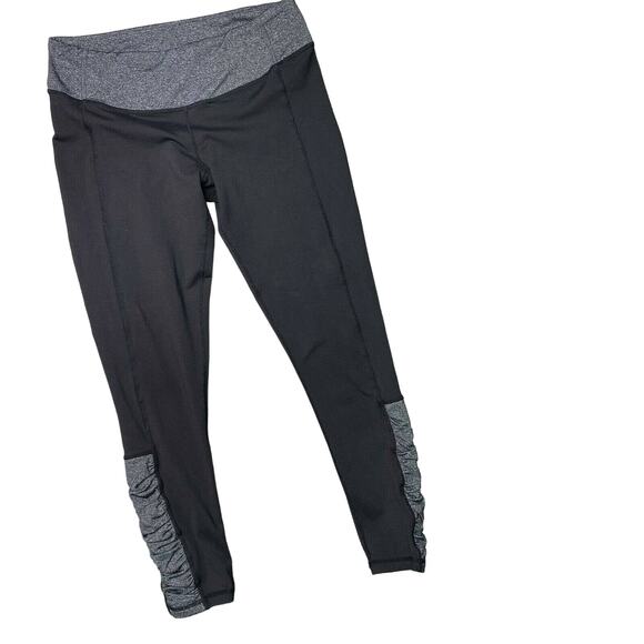 RESE ACTIVEWEAR | sz S Women's Black/Gray Wide Low Rise Ruche Crop Leggings - Picture 1 of 5
